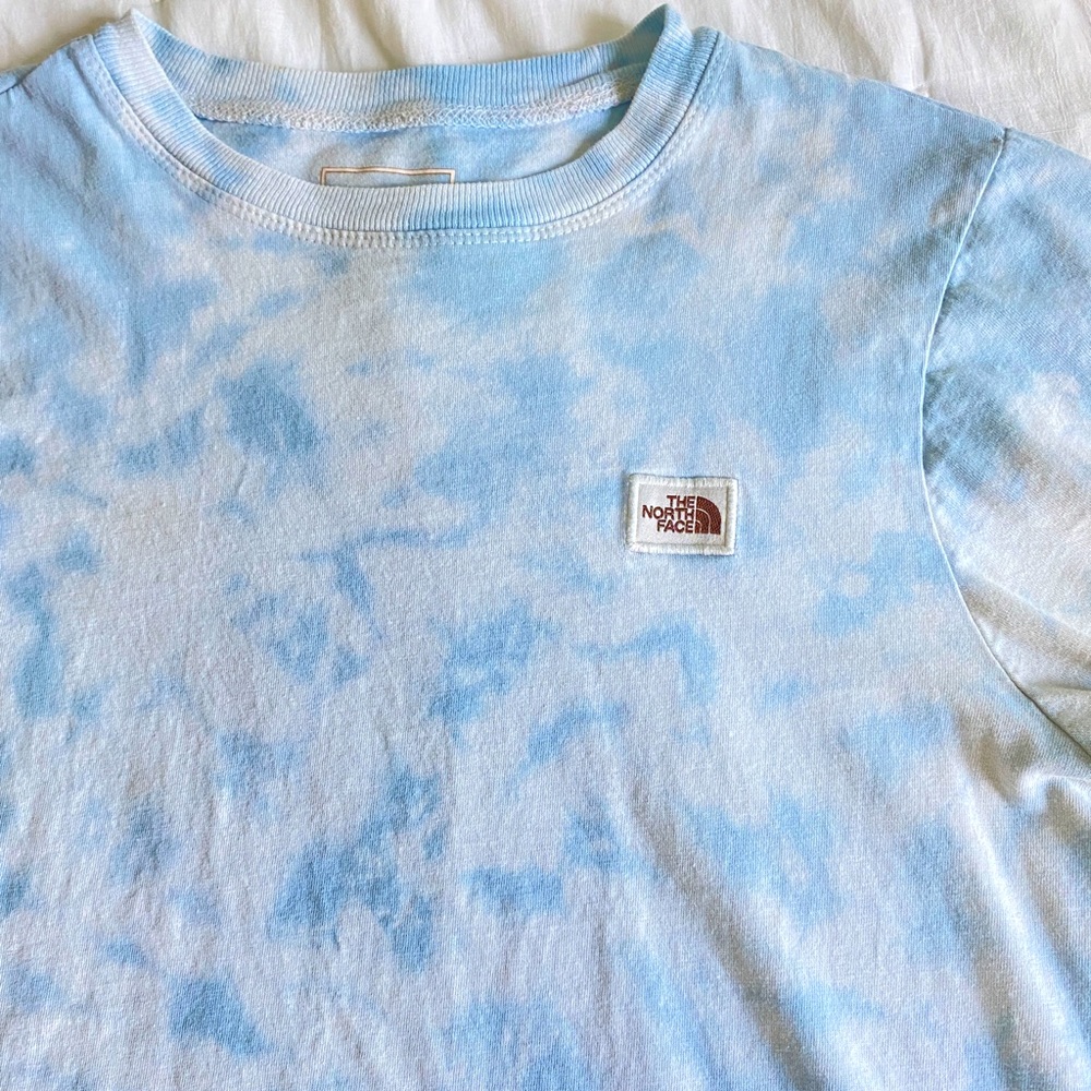 The NORTH FACE t-shirt S, light-blue tie dye